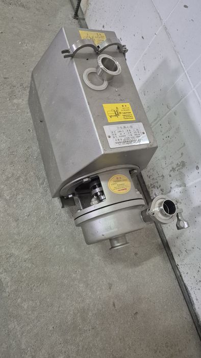 Насос молочный.  Нержавейка