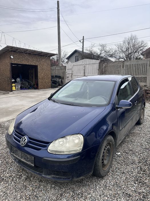Dezmembrez golf 5 V 1.4 benzina