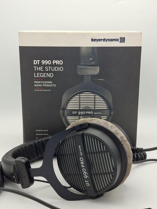 Casti Beyerdynamic DT 990 PRO 250 Ohm