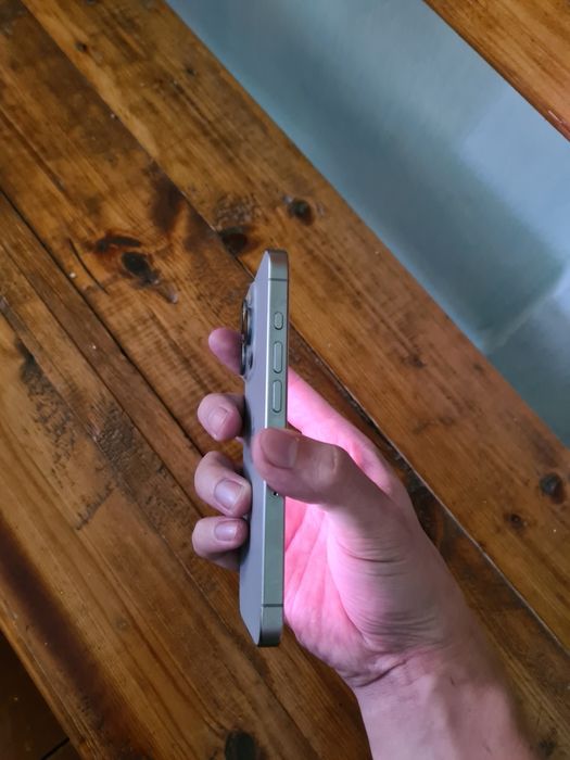 Iphone 15 pro ideal