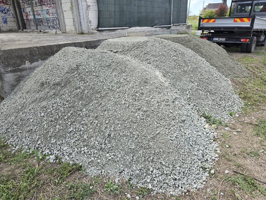 Balastru amestec pentru beton piatra,nisip