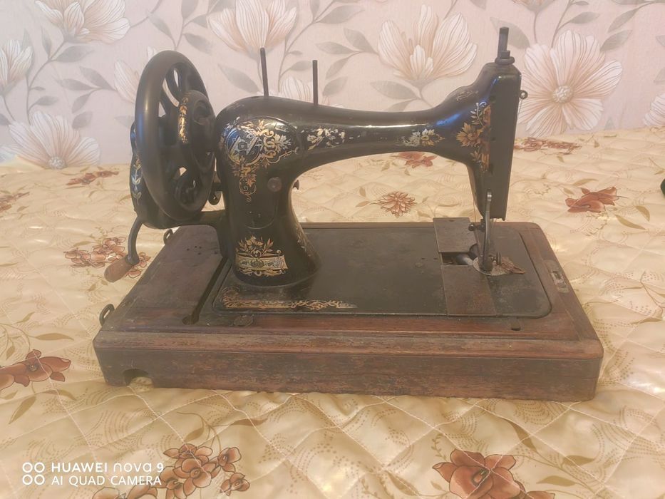 Работеща шевна машина
