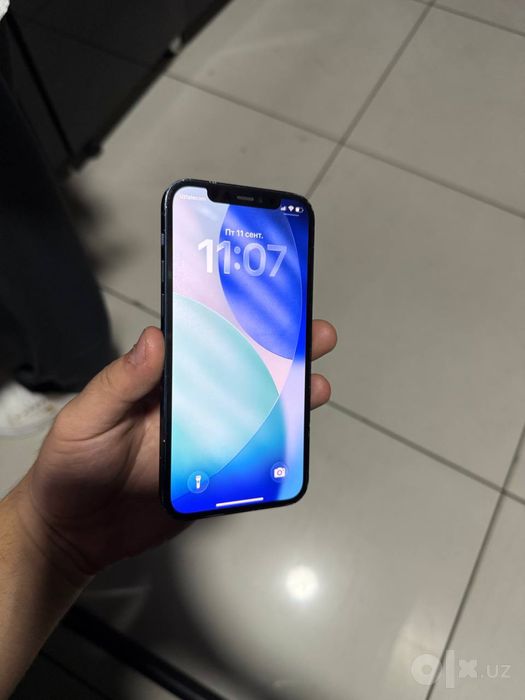 Iphone 12 64gb.