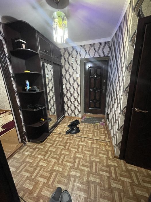 3 xonali uy sotiladi