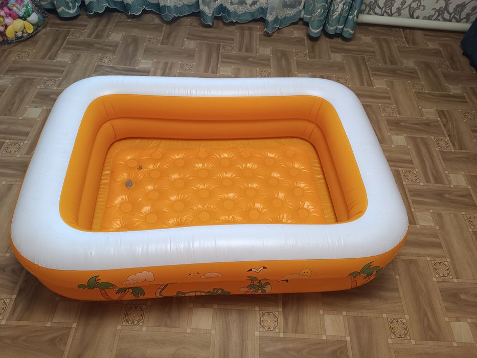 Продам бассейн, в хорошем состоянии