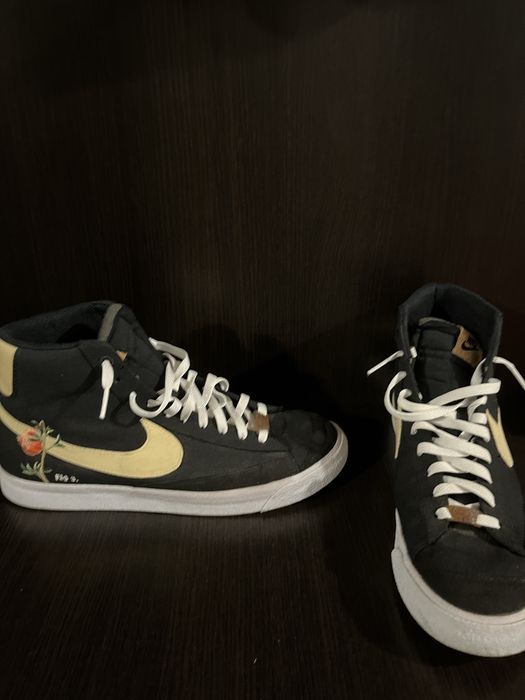 adidasi nike blazer