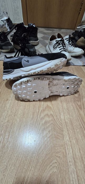 Продам подростковые кросовки Warrior
