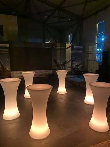 LED бар маси под наем