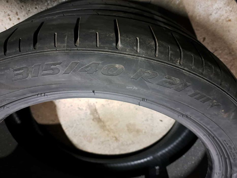 2 anvelope 315/40 R21 Pirelli