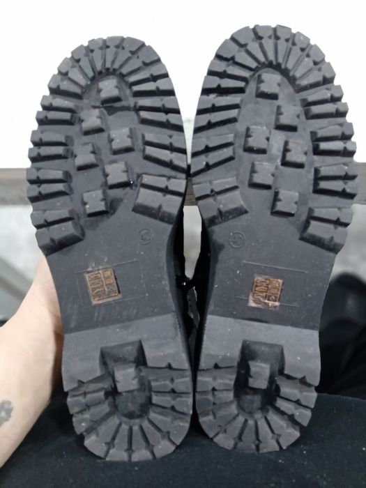 Продавам дамски боти