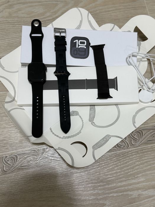 Apple watch se/s10 новый