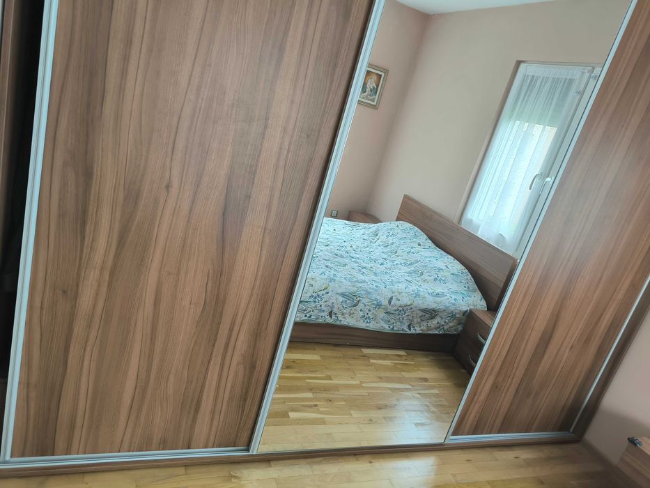 Голям гардероб с плъзгане
