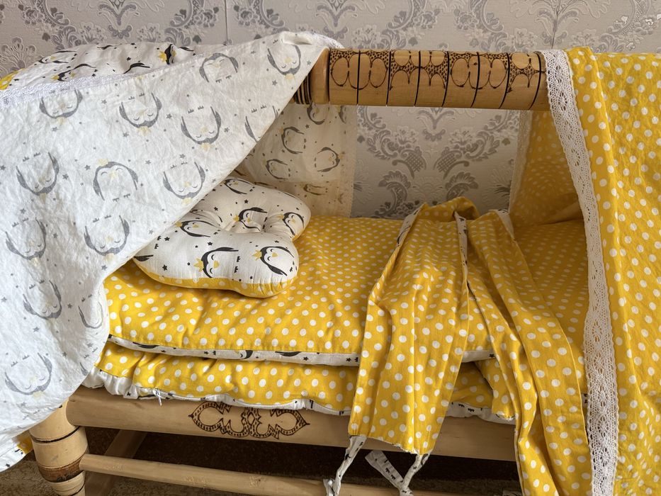 Бесік сатылады.                      .