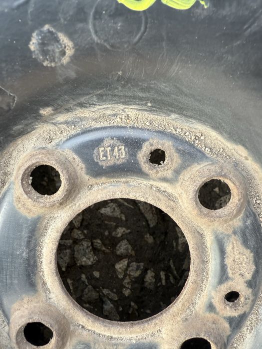 Стоманена джанта Dacia 6J 15"ET43 ном 30