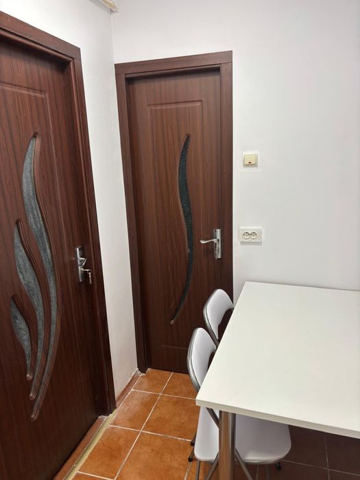 Inchiriez garsoniera in Ploiesti zona spitalul CFR