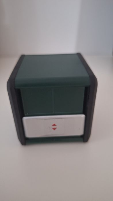 Nivela laser Bosch Quigo III cu linii in cruce