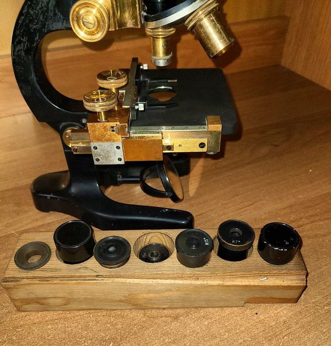 Микроскоп  1900 годов