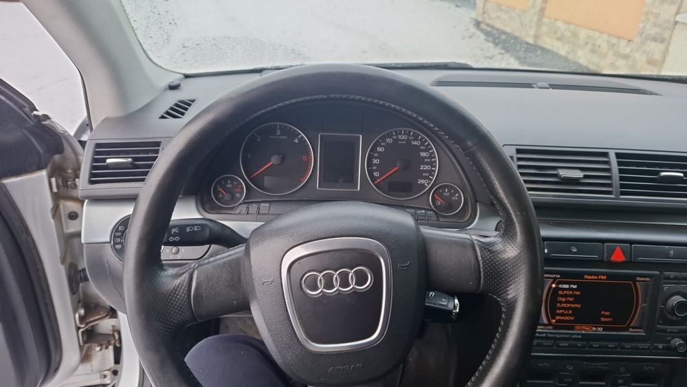 Vând Audi A4 2005