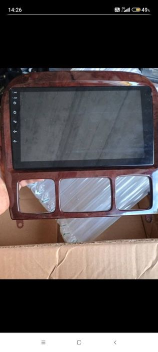 Медия с панел за Мерцедес w220