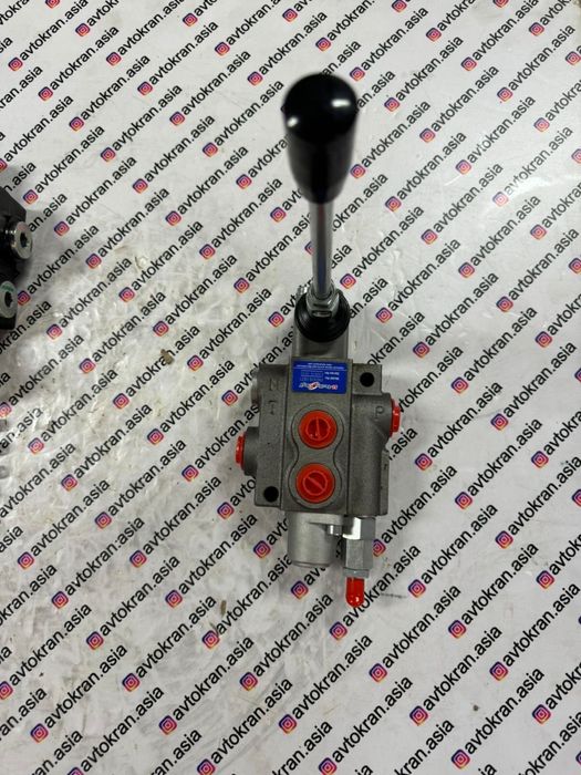 Гидравлический распределитель