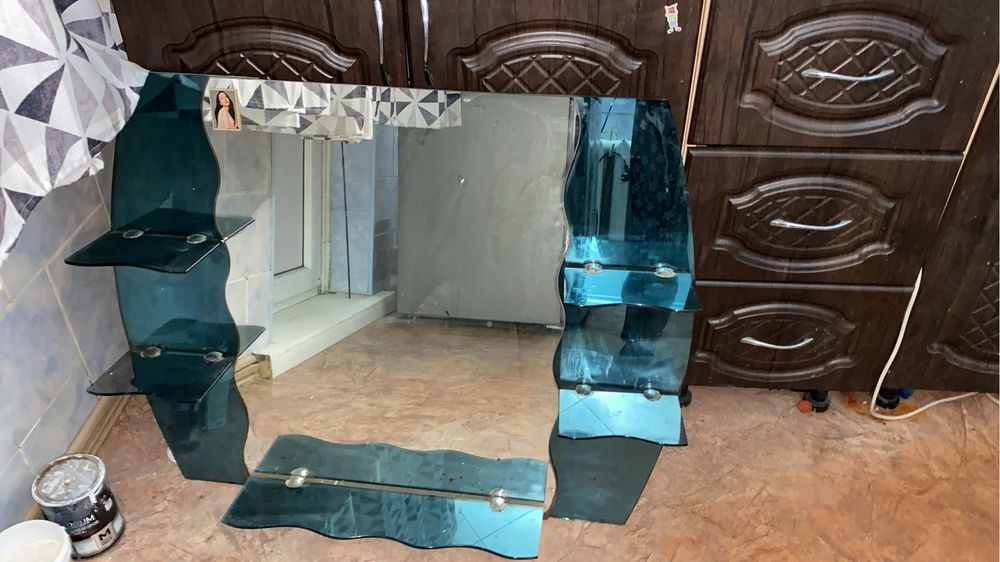 Продам зеркало в ванную