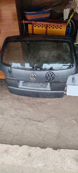 Vând hayon Volkswagen Touran 2003-2010