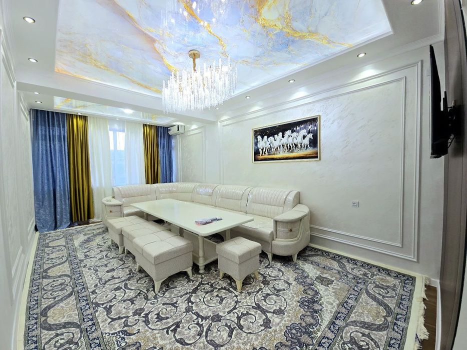 Продаётся  4х комнатная квартира