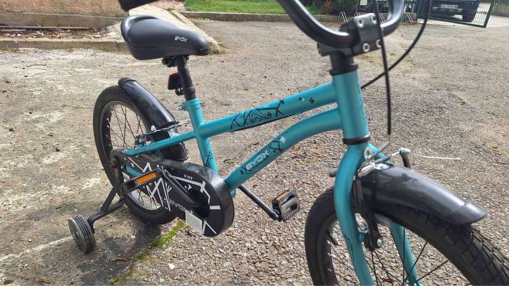 ЧИСТО НОВ детски велосипед 18 Pixy син