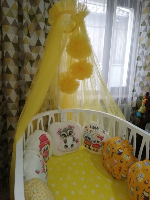 Детская кроватка