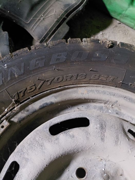 Резина с дисками на 13