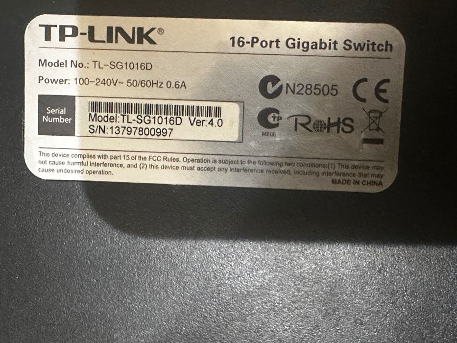 TP-Link TL-SG1016D — 16-портов гигабитов суич.