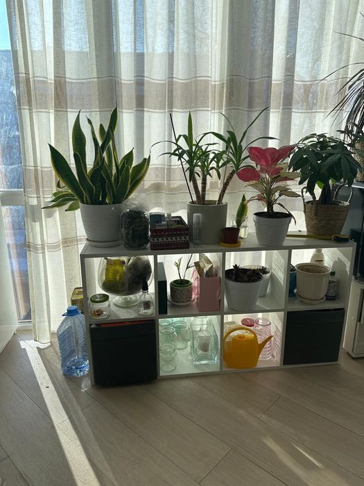 Продам белый стеллаж