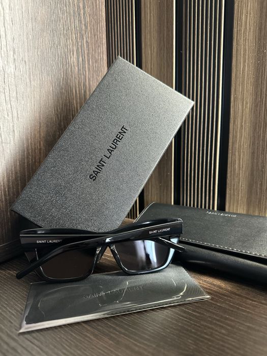 Слънчеви очила Saint Laurent | YSL