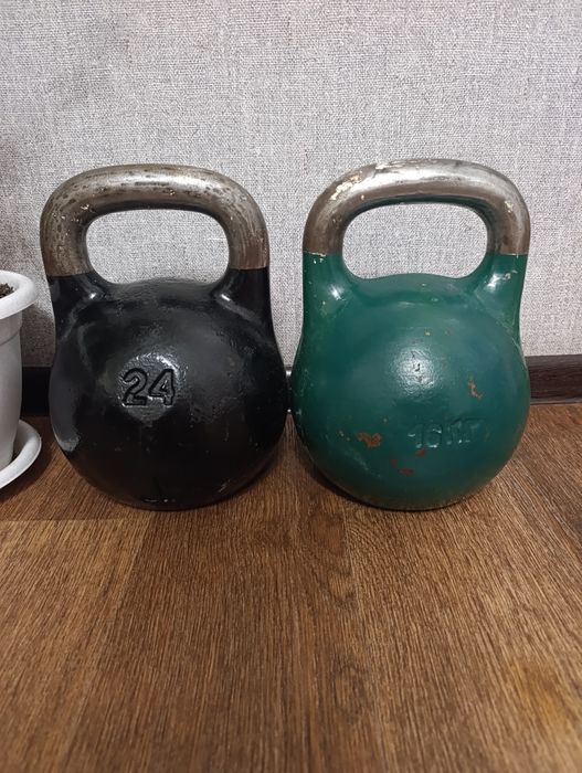 Гири с гантелями