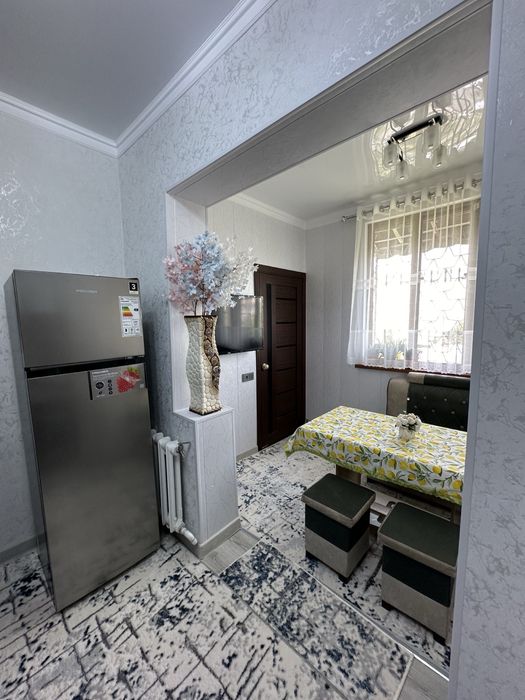 Уй Сотилади юнусобод 19 каартал 2 хона