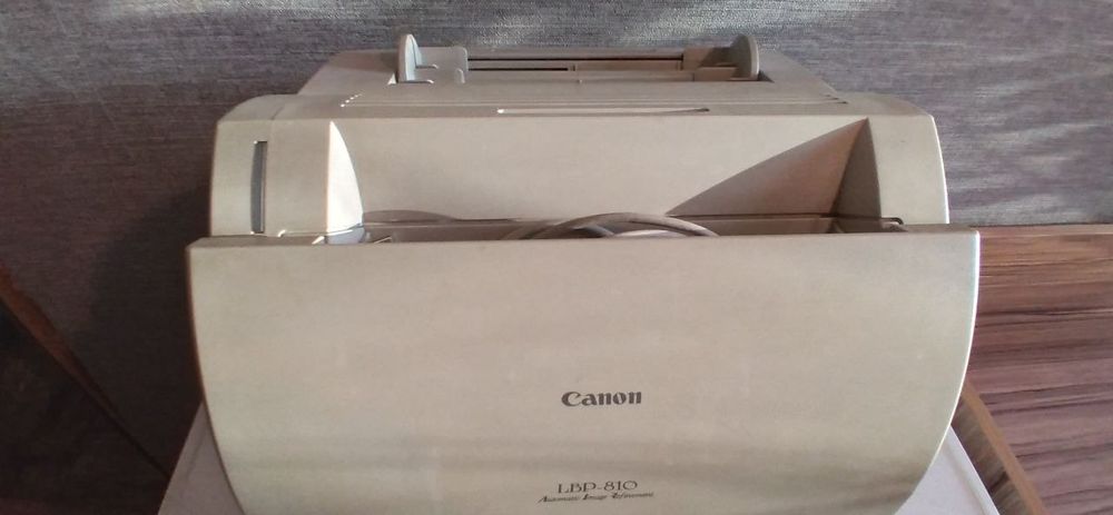 Принтер "Canon". В рабочем состоянии. Давно не используется.