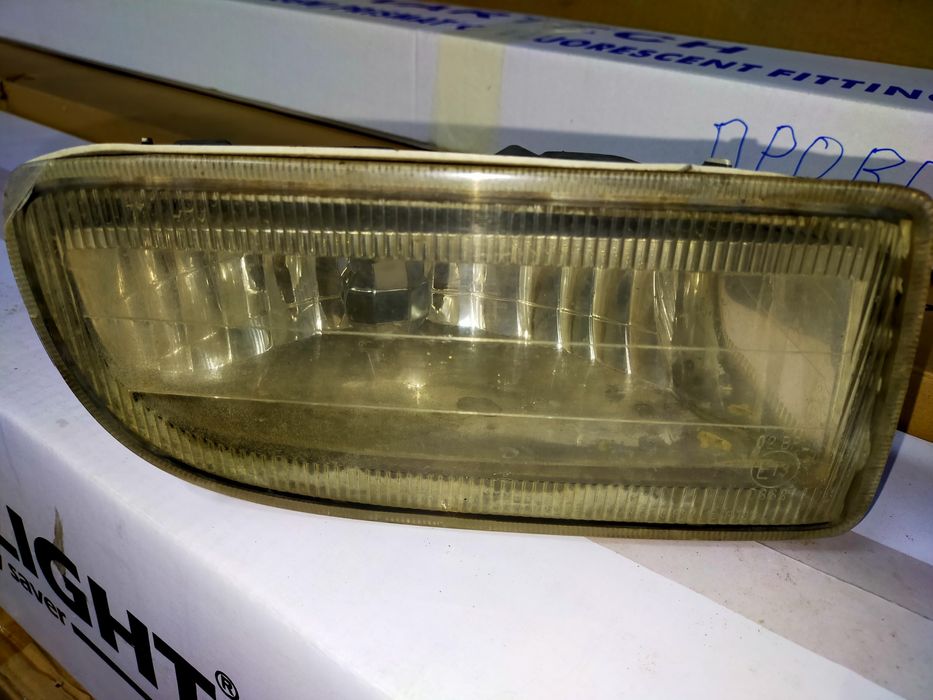 Противотуманки Toyota LC100