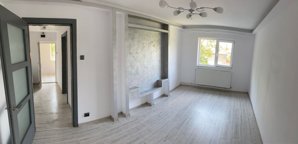 Vând apartament !