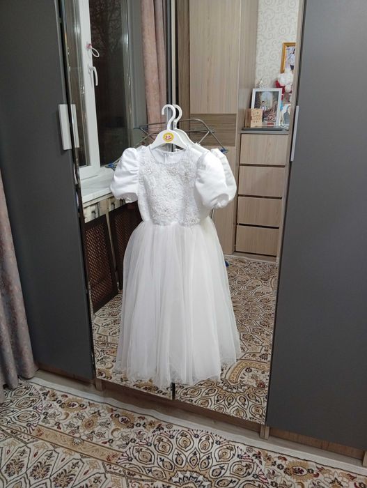 Платье для девочки нарядное