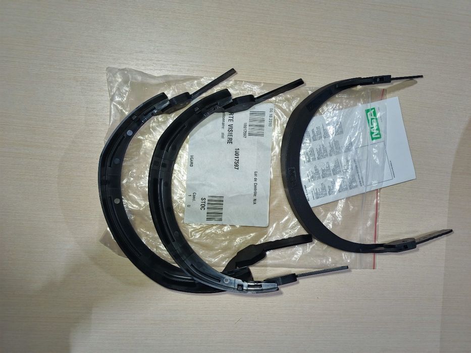 Продаются крепление для касок