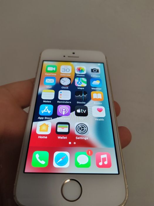 iPhone se 2016 gold rose
