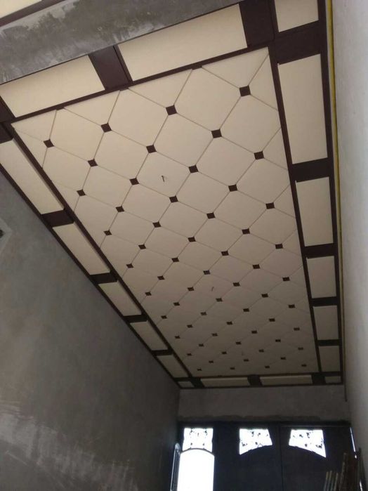 Tunikabond va Travertin