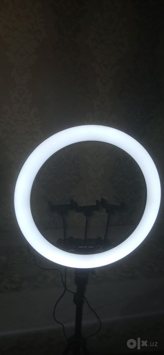 RGB telefon chiroqli shtativ