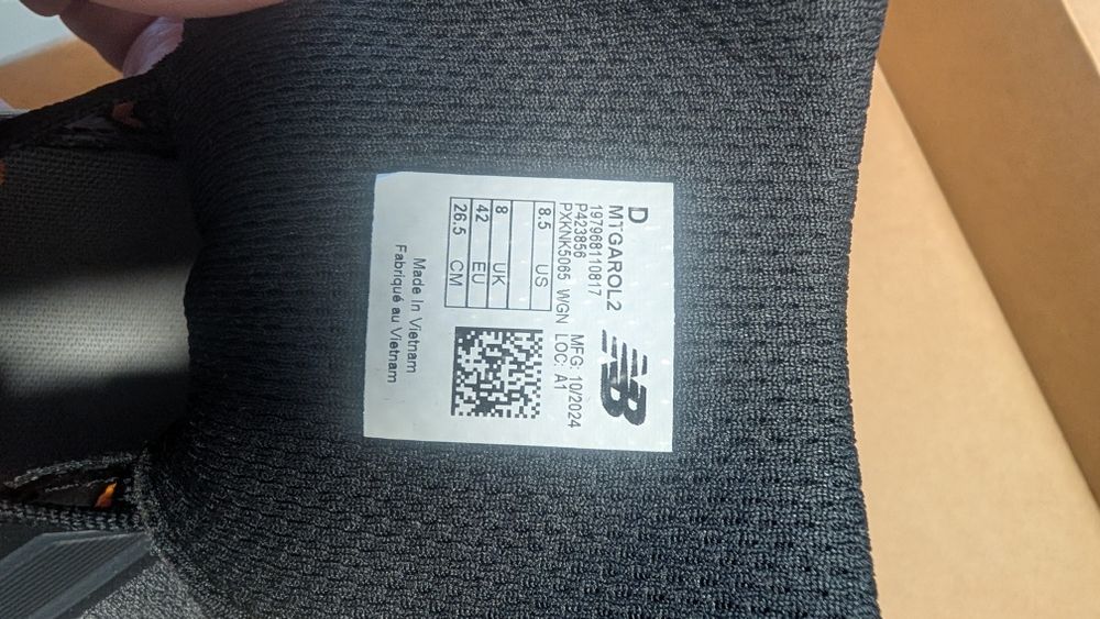 Adidas  Balance Fresh Foam X Garoe V2, mărimea 42 EU / 26,5 cm.