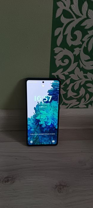 Самсунг с20фе продам