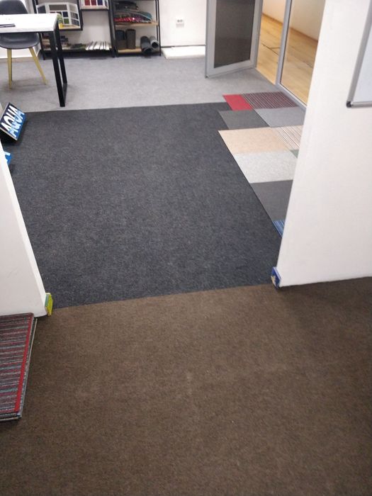 Ковролин рулонный и плиточный