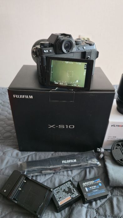 Fujifilm X-S10 Mirrorless Camera Body IBIS 26.1MP Excellent Condition Boxed