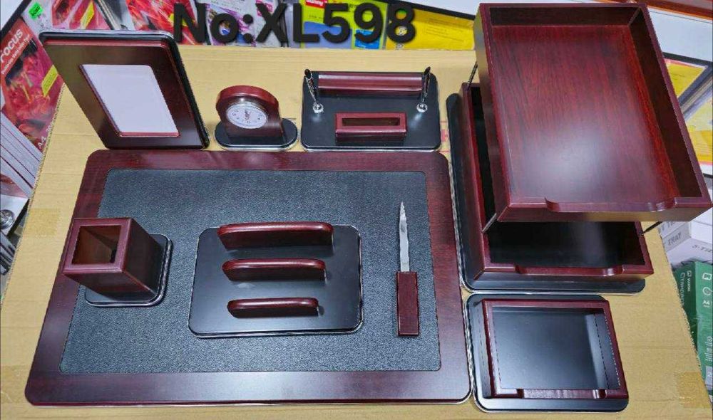 Настольный набор для руководителя 9 пред красный Скидки !!! Акция !!!