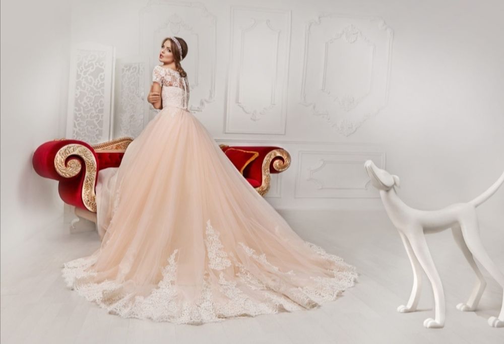 Продам свадебное платье