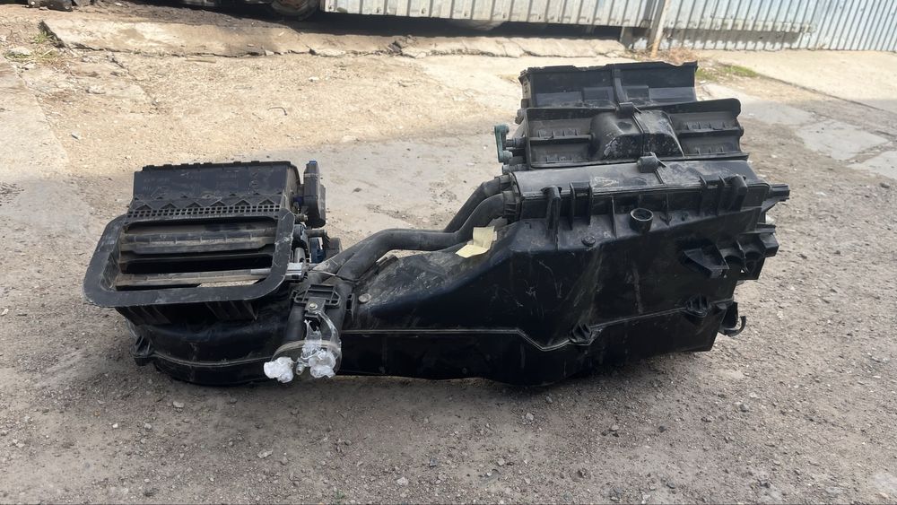 Корпус отопителя ауди а4 б6
